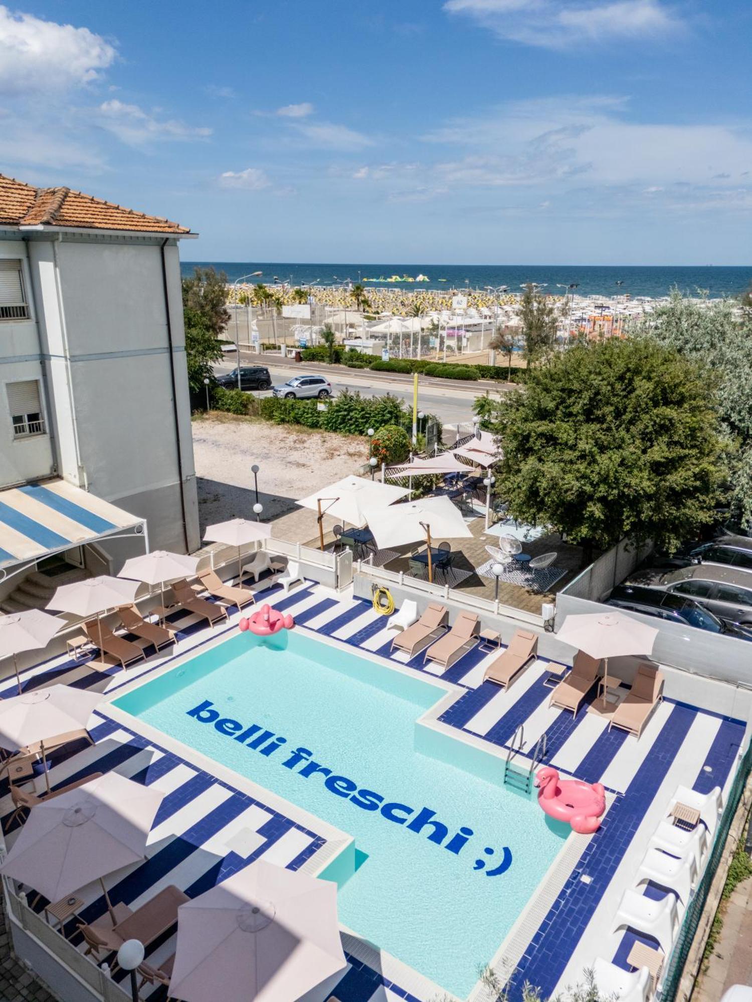 Hotel Belvedere Римини Экстерьер фото
