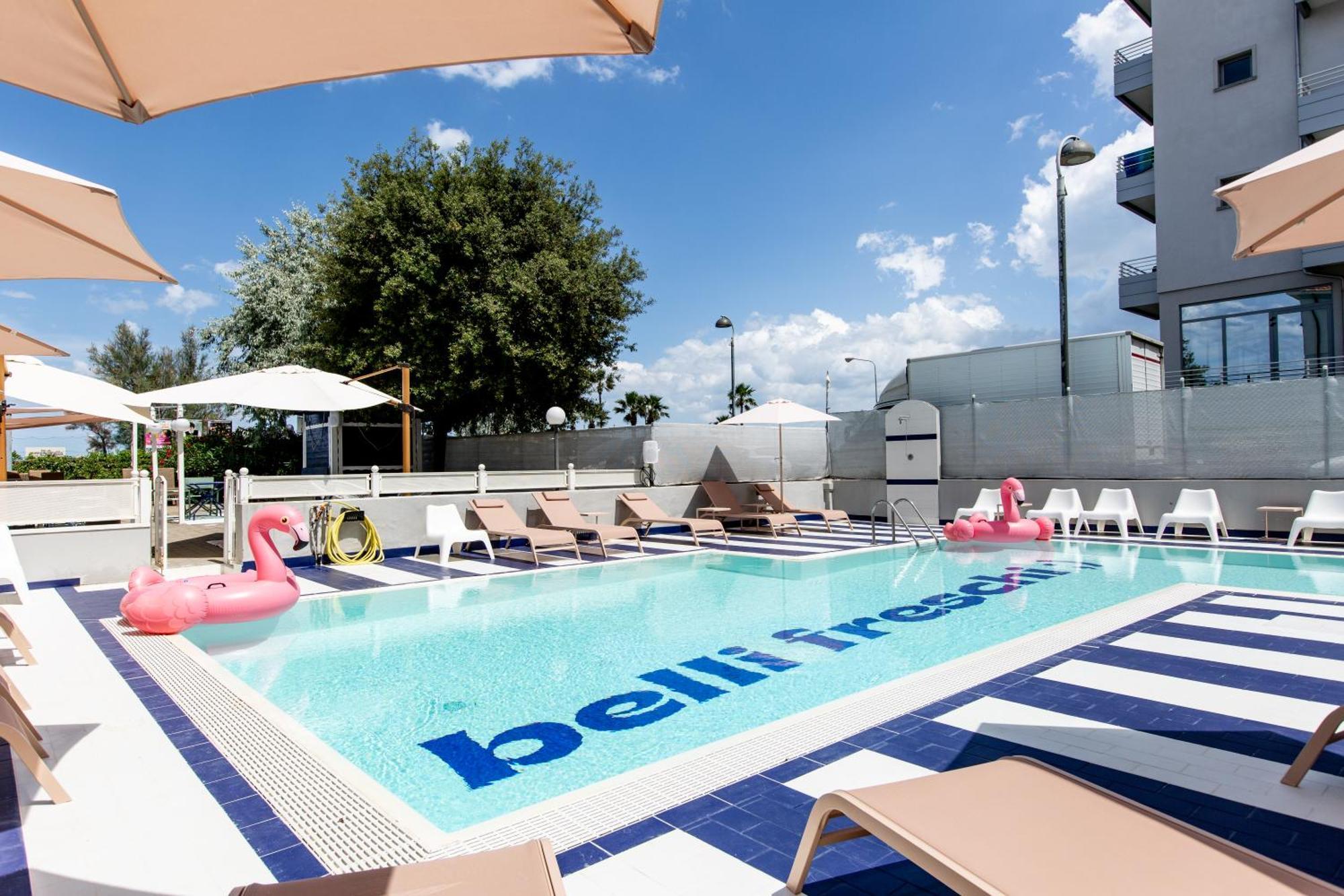 Hotel Belvedere Римини Экстерьер фото