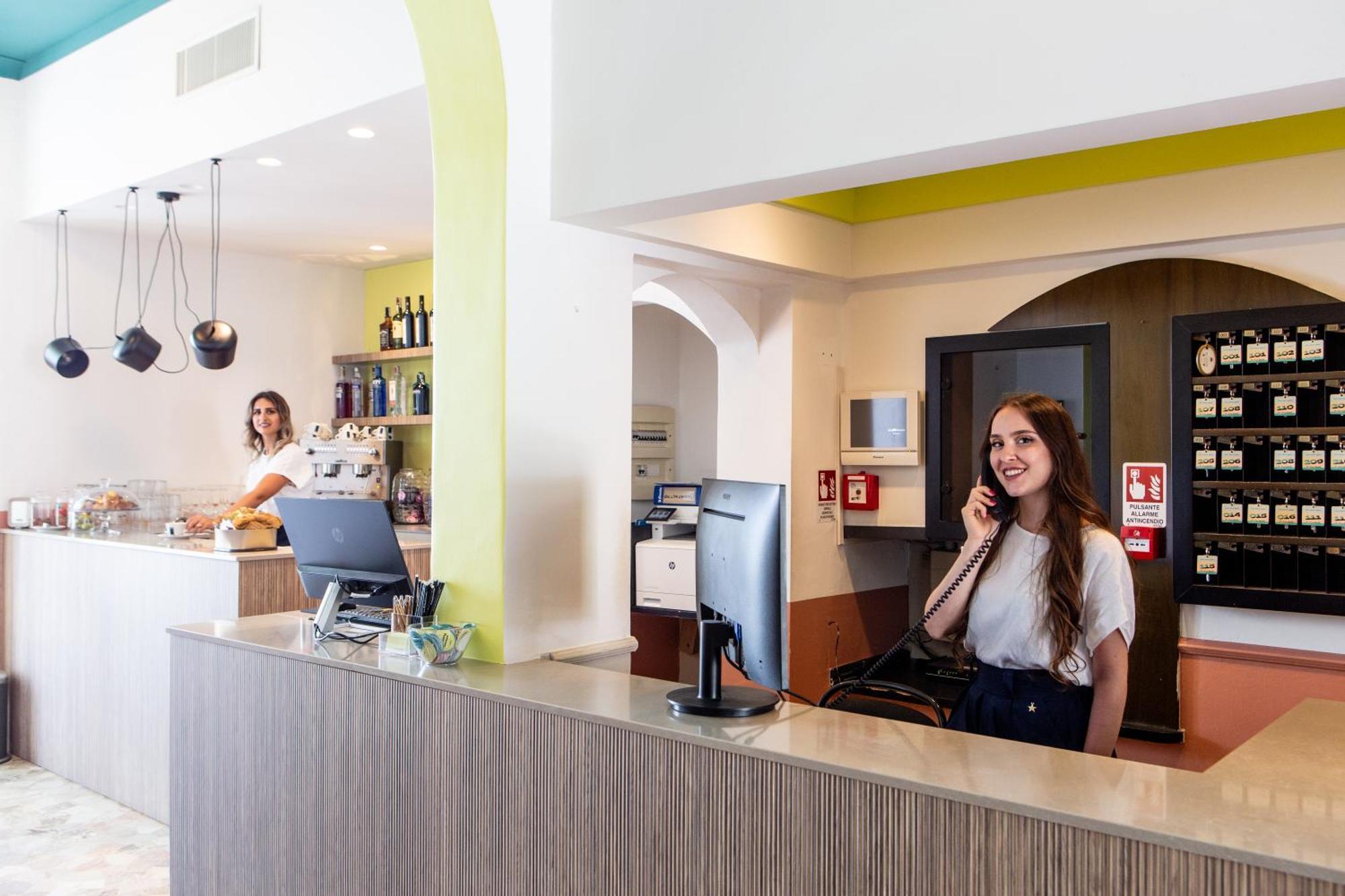Hotel Belvedere Римини Экстерьер фото